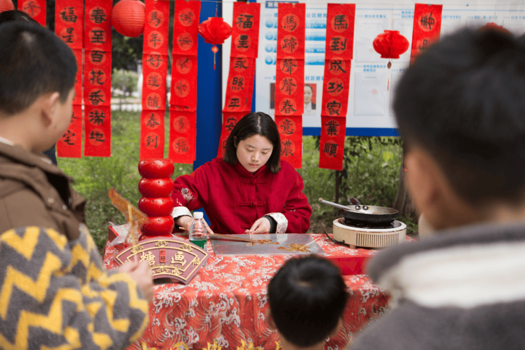 幸福扎根：重庆公租房里年味浓丨新春走基层