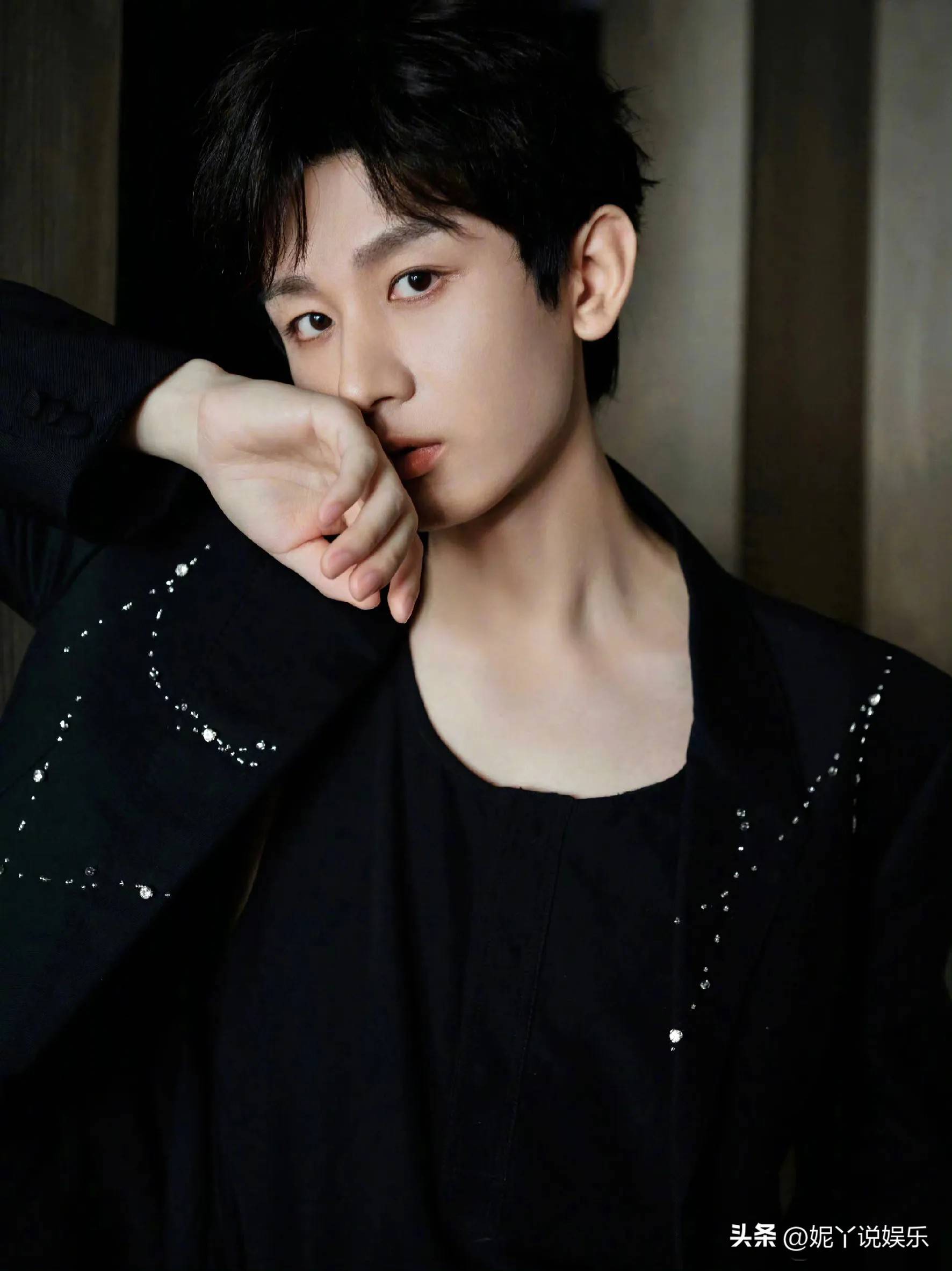 原創娛樂八卦楊冪成毅黃曉明章子怡