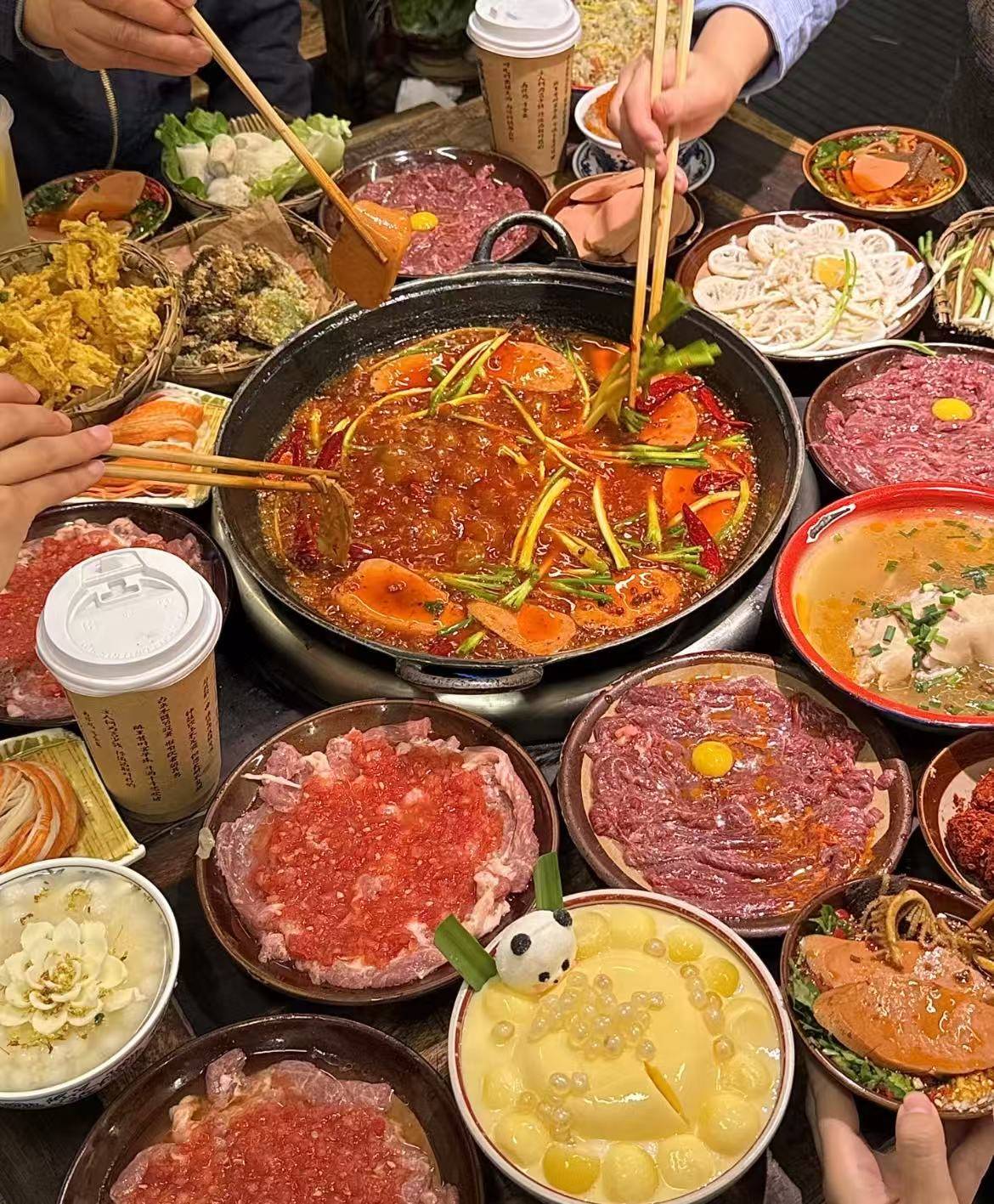 2025太古里火鍋探店報告：品牌深度解析，牛肉火鍋/老火鍋/社羣火鍋/成都火鍋/火鍋/重慶火鍋/美食/地攤火鍋火鍋品牌哪個好
