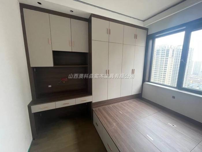 原木傢俱供應商的黃金之選：原木傢俱定製指南