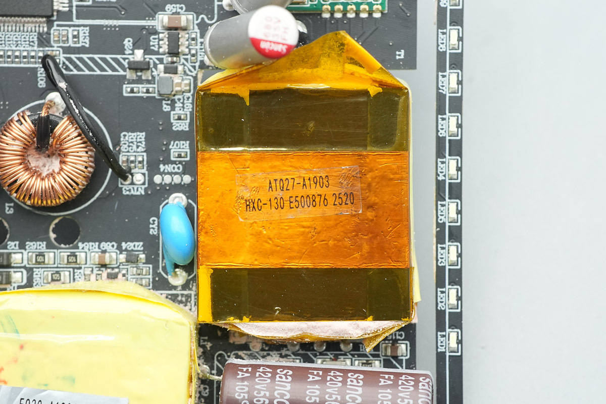 支援APP跨端查詢一鍵管理，安克Prime 150W充電底座拆解