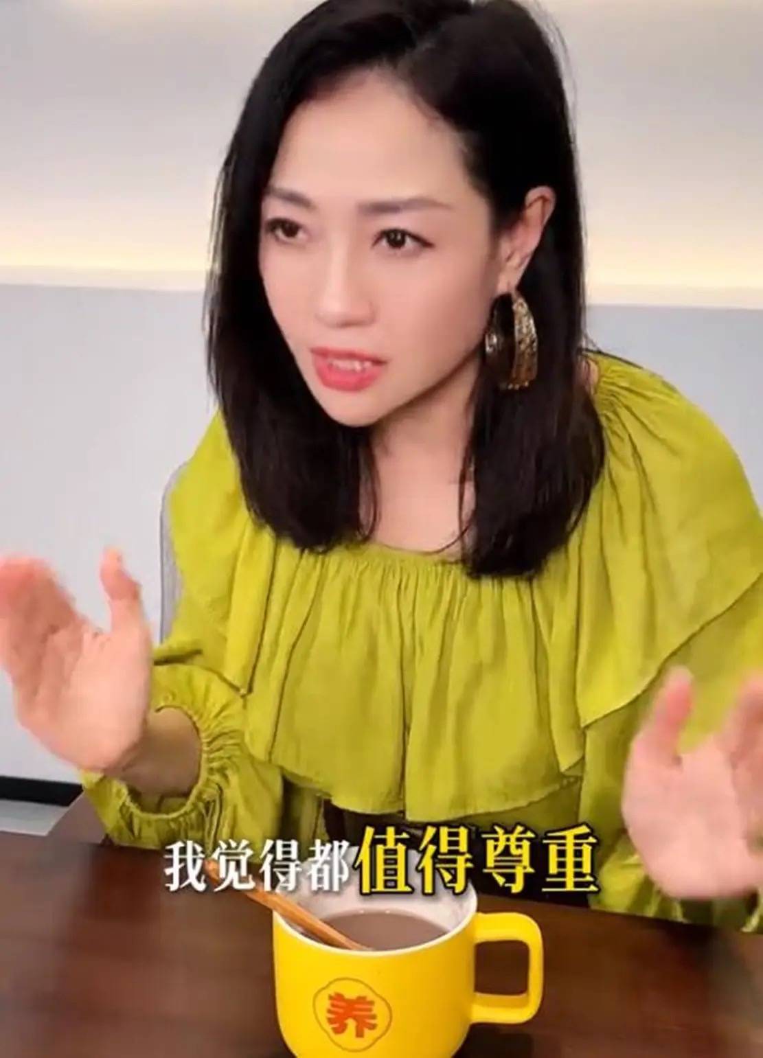 原創最美亞姐楊玉梅：香港租房一年開銷40萬，60歲還不敢結婚生子