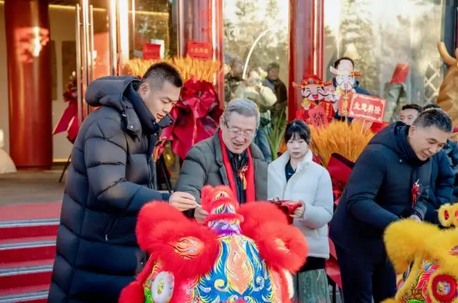 原創中國非物質文化遺產研究網非遺影視研究院揭牌暨夕禾小築開業儀式在北京舉行