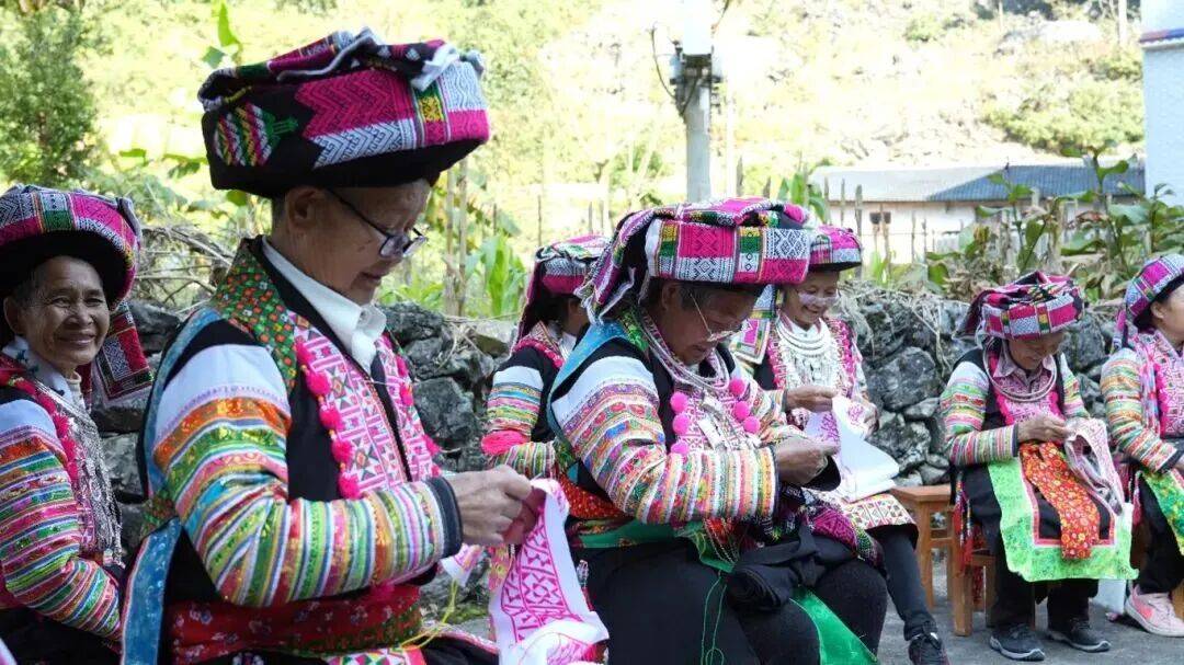 角瑤刺繡，一個族群的集體記憶