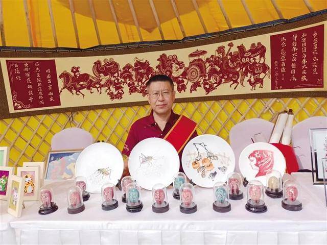 王建永：以刀為筆 瓷上“刺繡”