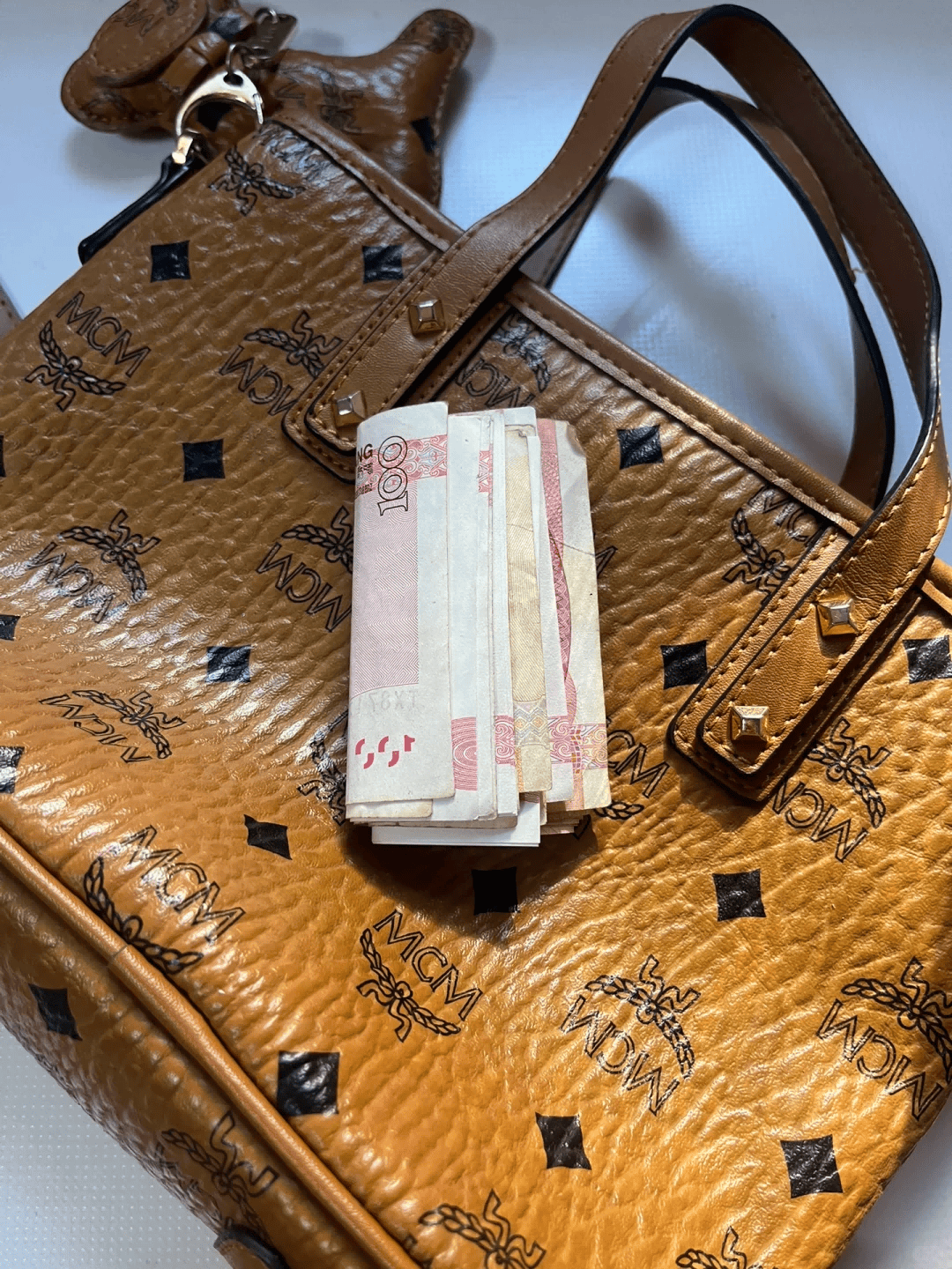 覺醒的中產女性，破產的包治百病