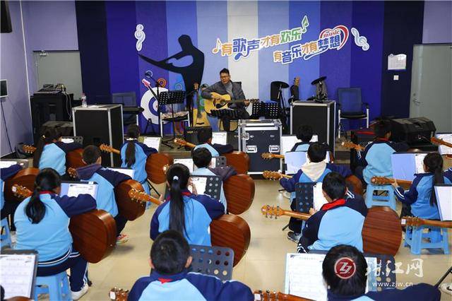 會澤縣鍾屏小學2025年鄉村少年宮成果豐碩