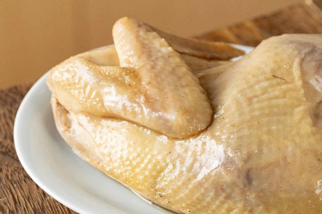 快放假了，美食公司都買些什麼好吃年貨回家？