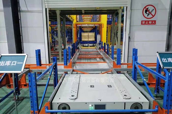 揭秘穿梭貨架正規廠商，冷庫貨架定製、穿梭貨架安裝軌道價效比情況