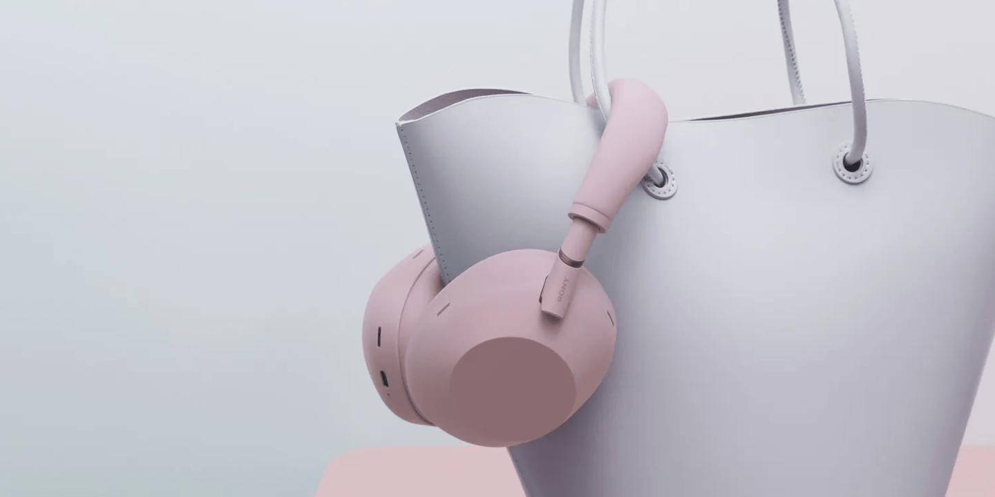 索尼WH - 1000XM6新增“柔沙粉”配色，女性使用者的新寵？