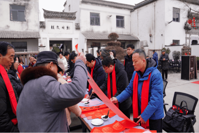 萬馬迎新 藝韻漢王——徐州民建書畫院協辦2026 徐州新文藝群體美術書法迎春邀請展暨迎春送福活動