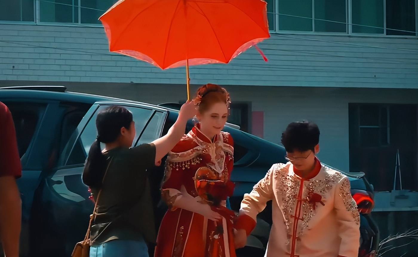 原創不要三金不要彩禮，國外女性為何開始搶嫁中國男人？