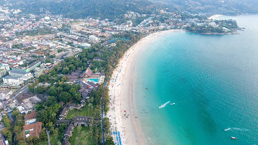 避開日本，中國遊客推動泰國旅遊業復甦