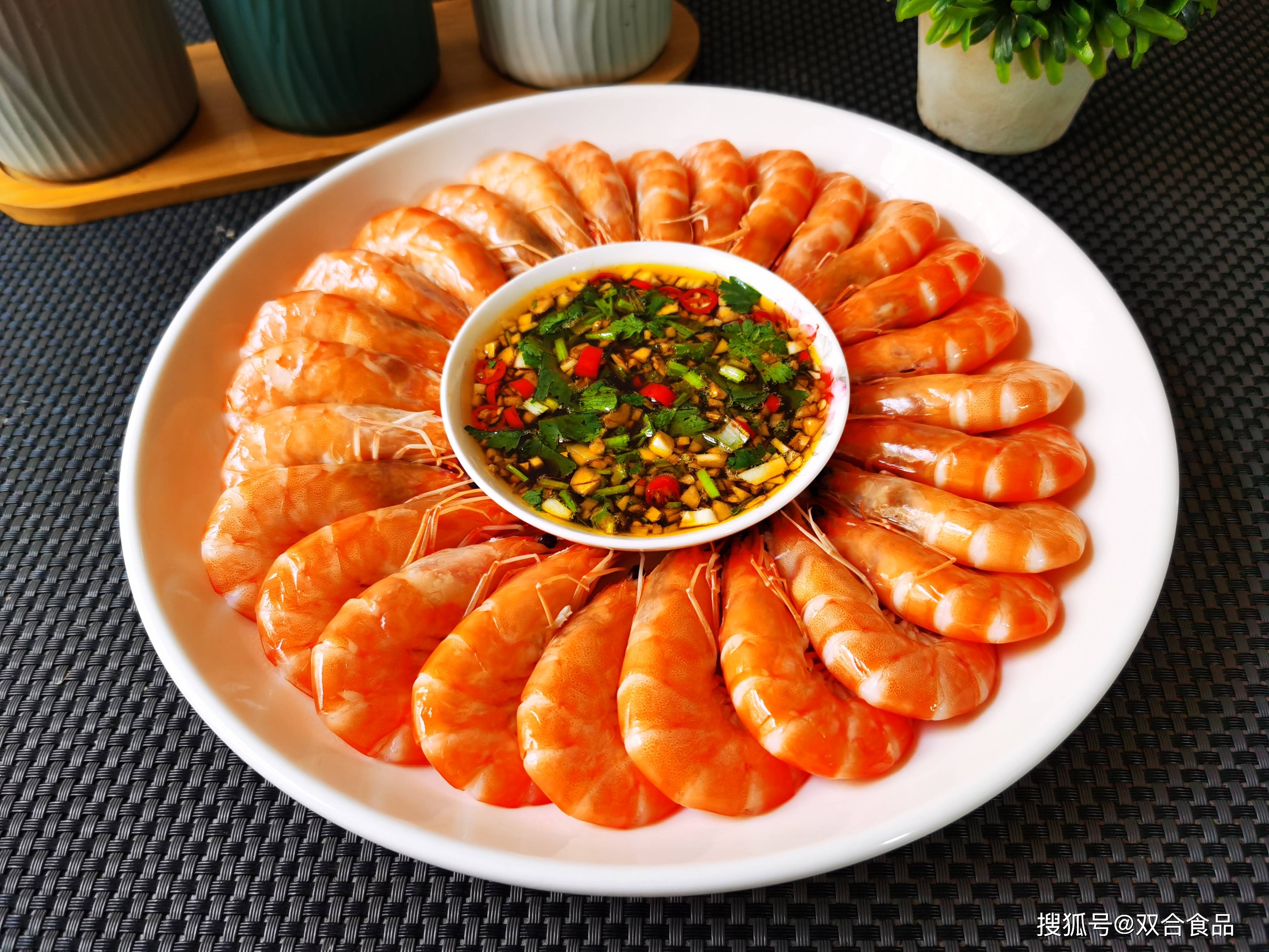 廣西在美食領域堪稱散裝省份，東南西北風味各不相同，各類特色美食應有盡有