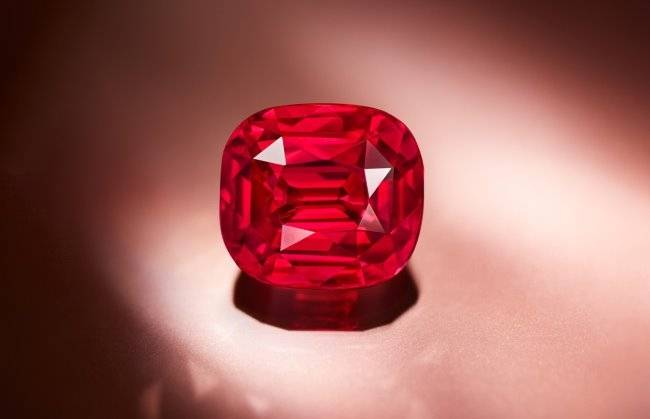 軒靈珠寶收藏10克拉絕礦Winza無燒紅寶石，締造頂級珠寶收藏新標杆
