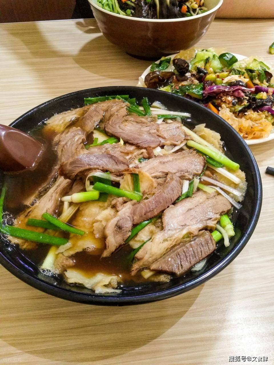 這是一篇為你定製的保定美食推薦盤點攻略