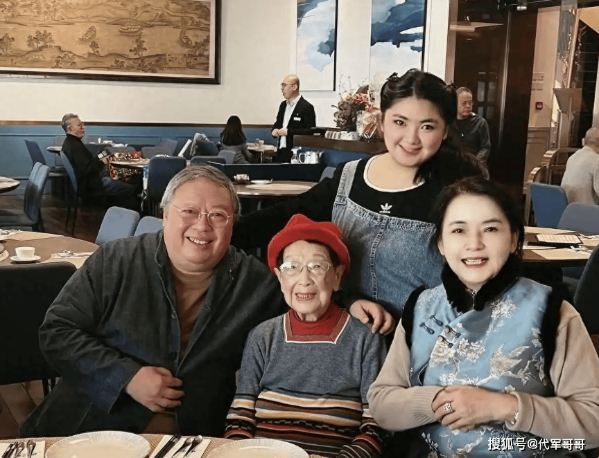 原創67歲胡慧中近況曝光！變賣房產救老公出獄，如今200斤女兒讓她牽掛