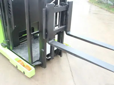 倉庫揀貨效率低？倉儲揀選車怎麼選才不踩坑