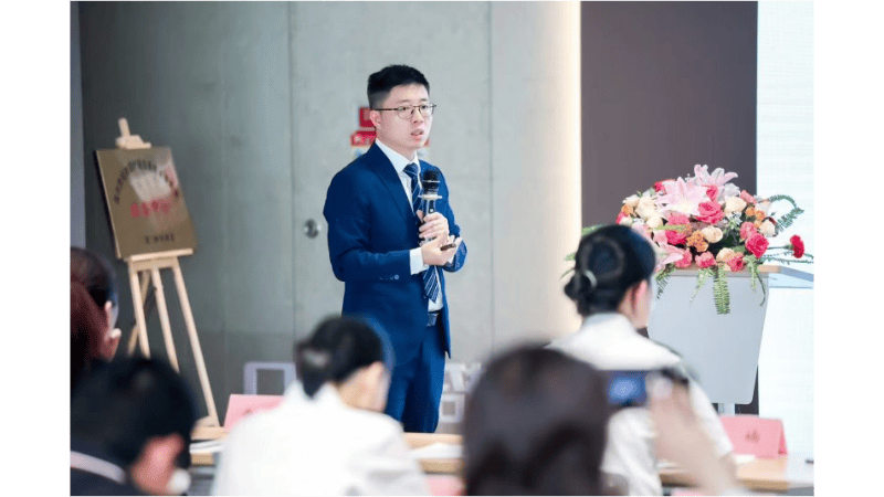 科技法律雙驅 周敏超律師護航 AI 產業創新