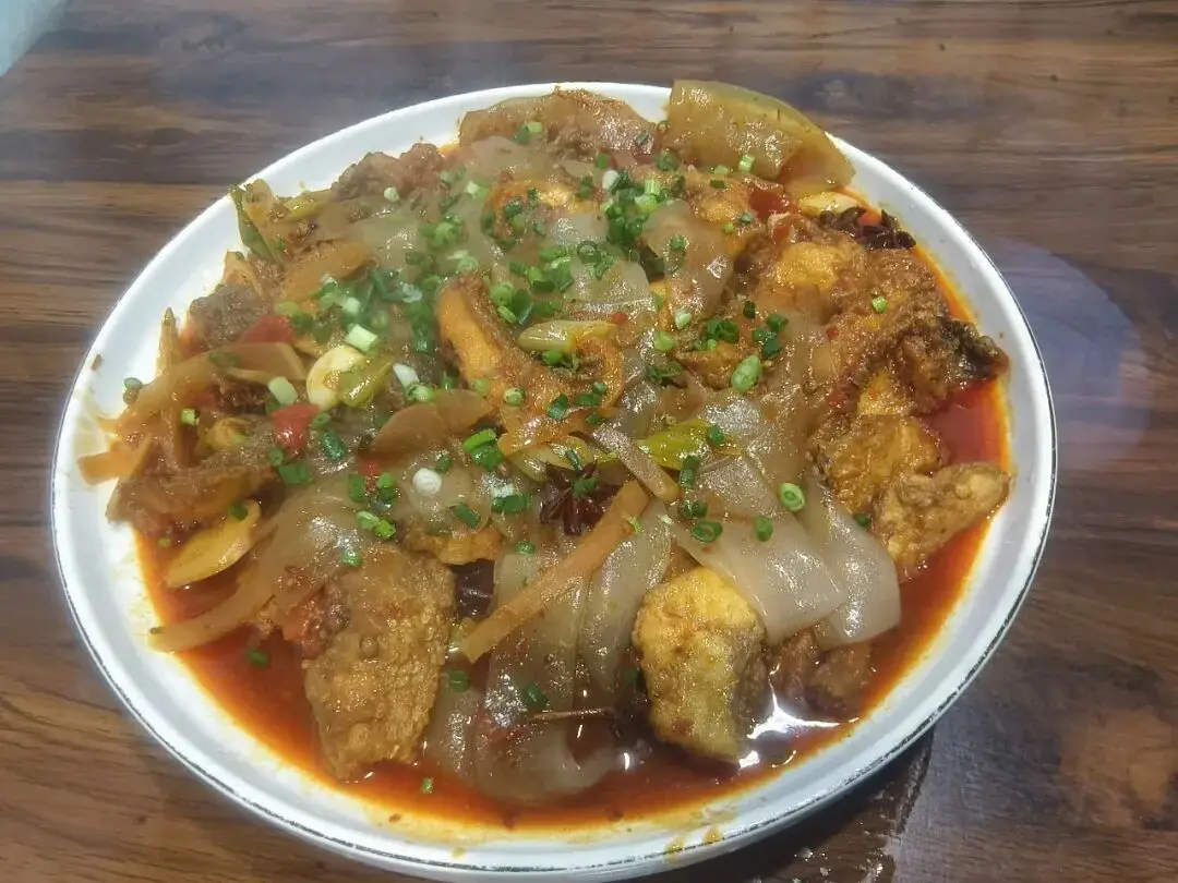 治癒西餐、24小時江湖菜、26年老店……博樂這份美食地圖收藏好！