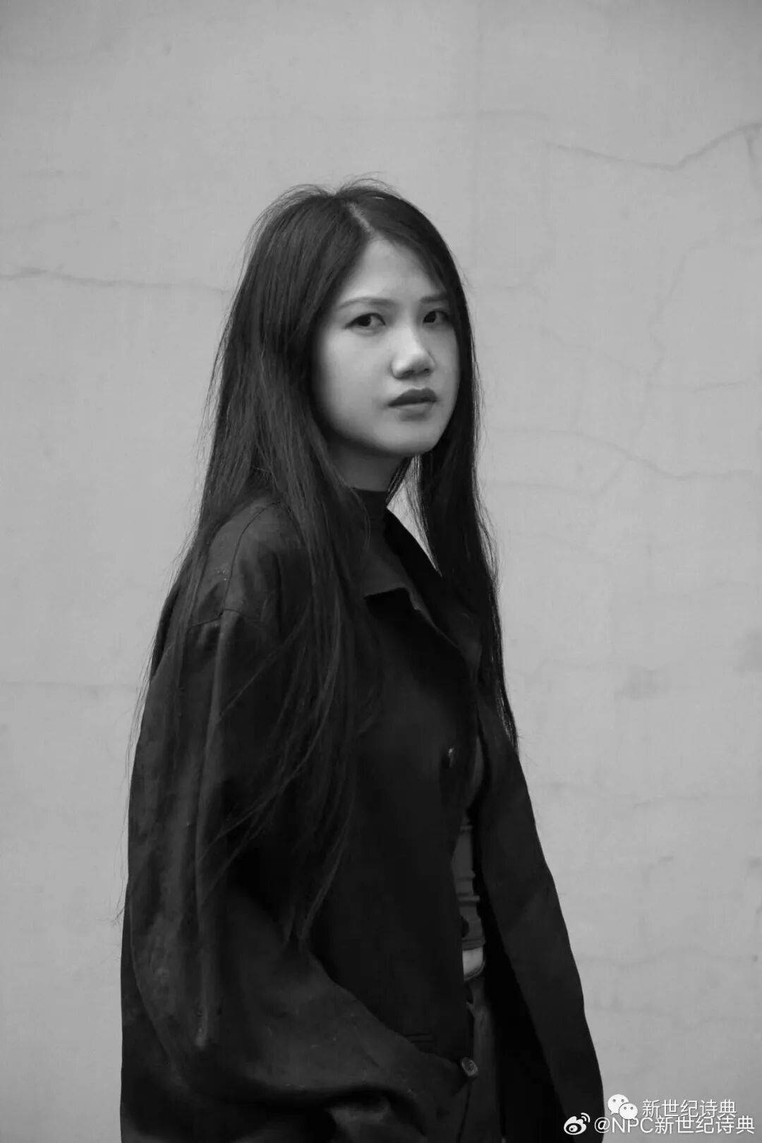 燃燒一塊冰 | 裡所的當代詩歌課作品選