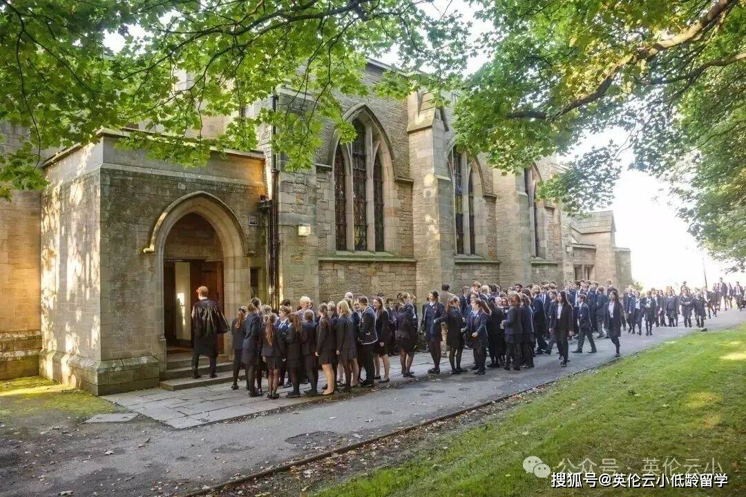 老牌英國中學Durham School 啟動1 年制 GCSE 課程招生。