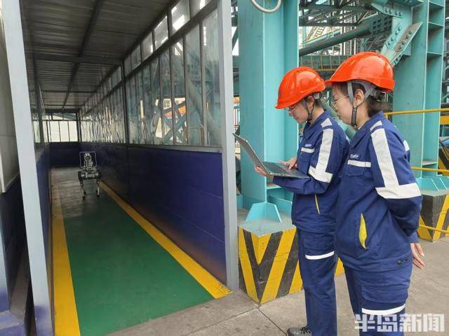 青島故事｜連造兩款機器人！女研究生紮根碼頭兩年，從基層學徒進階全市技術能手