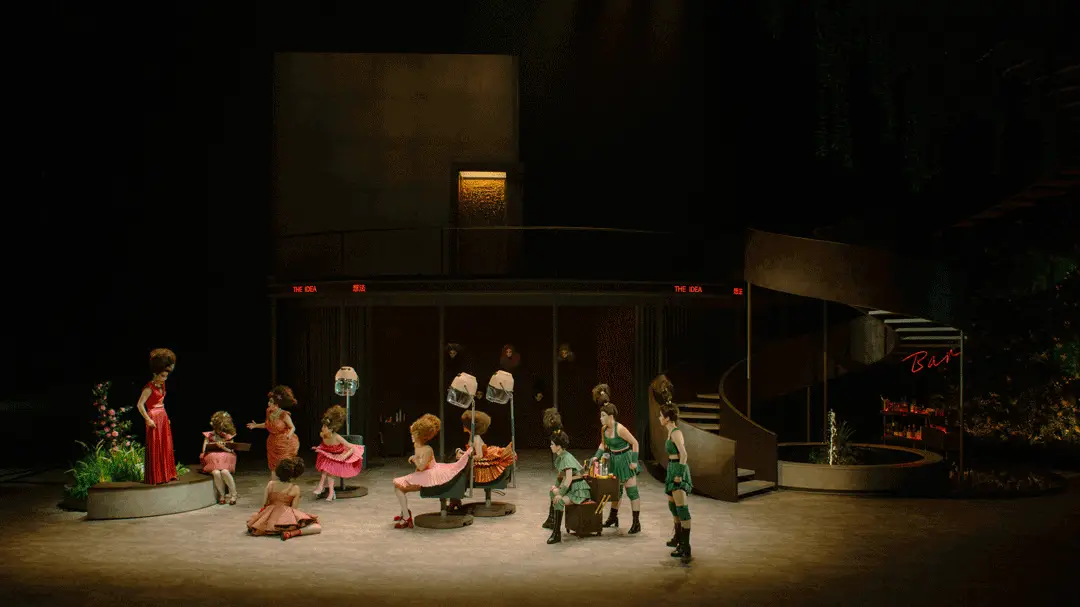 古希臘版“女性覺醒”｜這戲太敢演了