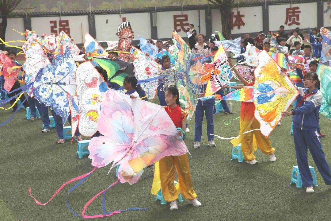 太幸福！這所小學為學生專設“風箏節”