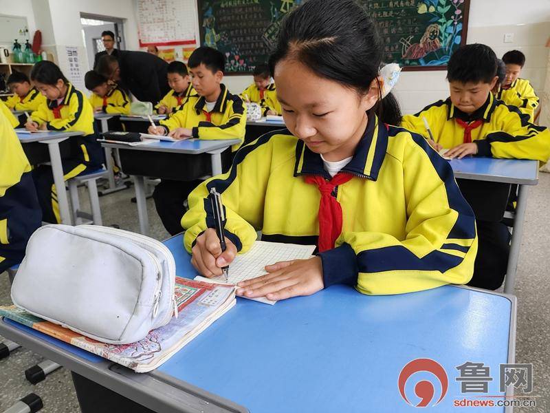 原創踐行行為規範 培育文明新風——光明路街道田莊小學舉行文明習慣養成教育月系列活動