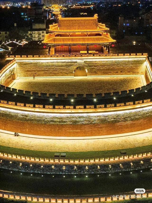 比大理浪漫！比昆明更近！高鐵直達陽光小城，2萬株藍花楹美瘋！觀海登山，美食吃到爽！