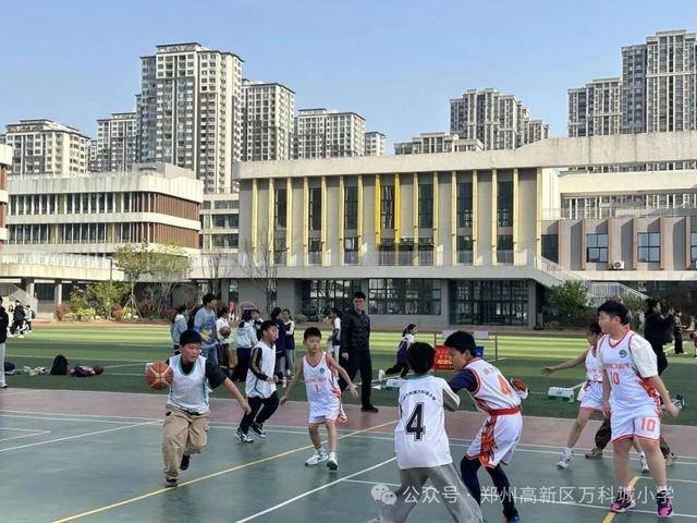 鄭州高新區萬科城小學籃球校隊區級賽事喜獲佳績