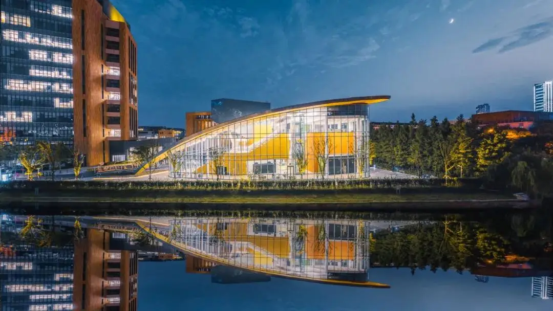 中國大學，正在消滅專業