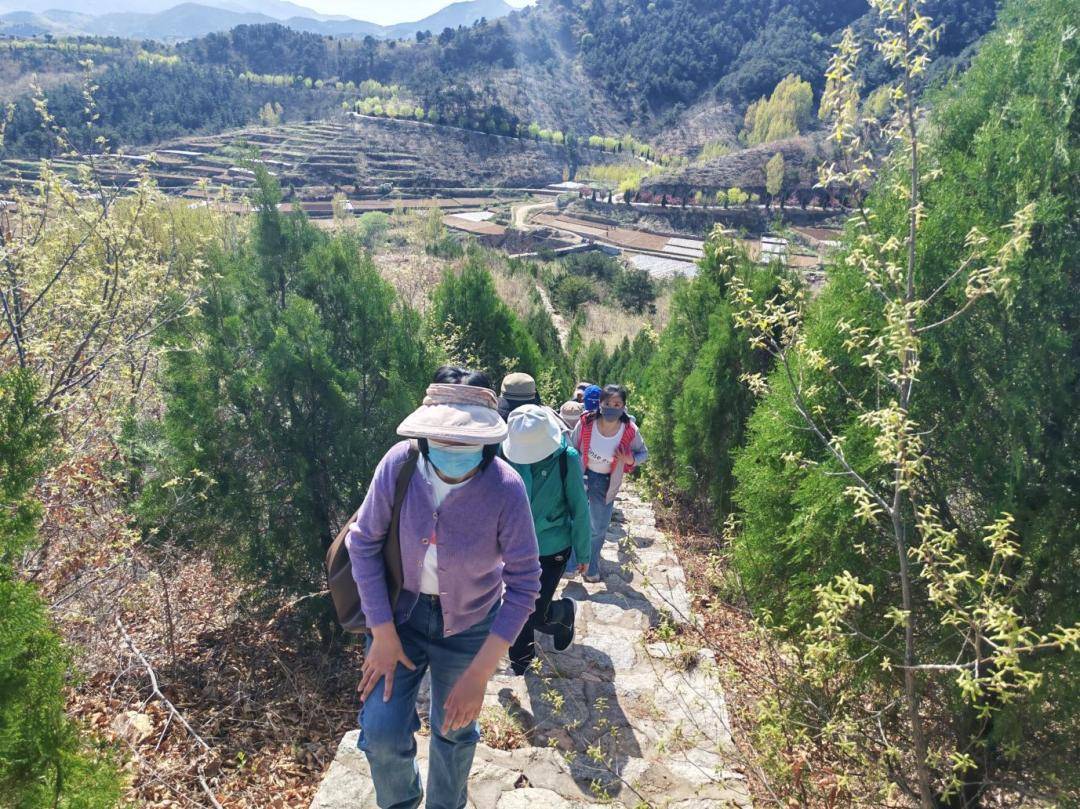 原創濟南市萊蕪第一中學初中部（魯礦中學）：踏春尋芳啟新程 凝心聚力促發展