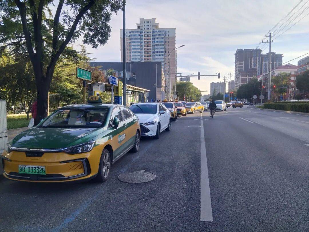 豐臺運輸管理分局進行出租汽車揚招站最佳化治理