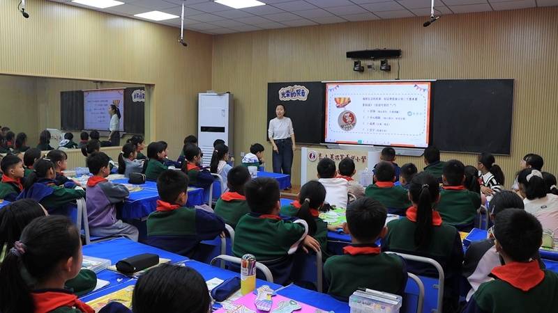 擁抱AI！桐梓婁山關將軍希望小學“數字化”教學提質增效