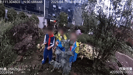 小學生“教科書式”舉報，民警卻送“黃岡密卷”？