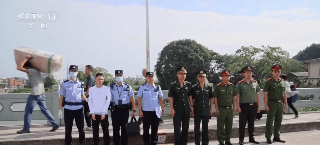 重點中學高三學生被抓，微信零錢超20萬元！特大案細節披露→