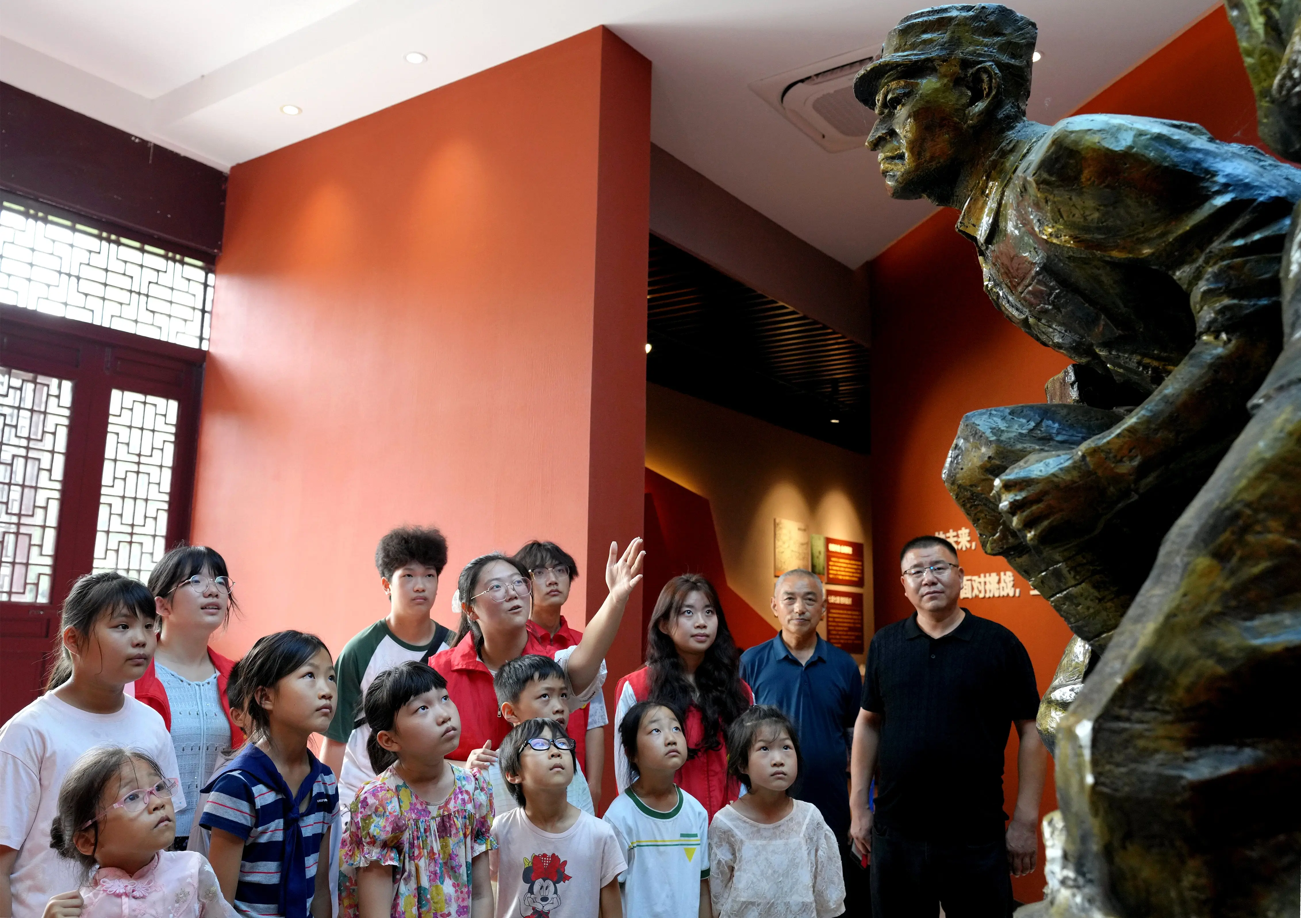 江蘇海安：大學生愛心支教點亮孩童多彩暑假#