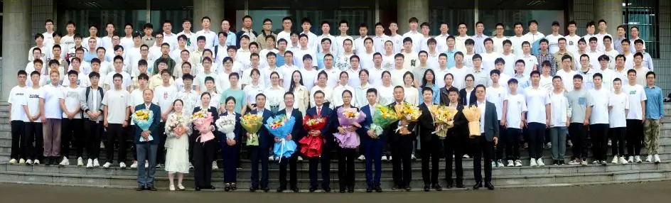 走近燕山大學首屆“研究生優秀導師”“研究生青年先鋒導師”及“研究生優秀導學團隊”（一）