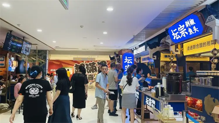 擦亮長沙美食名片！壇宗剁椒魚頭憑硬核實力登頂《家鄉美食大賽》冠軍！