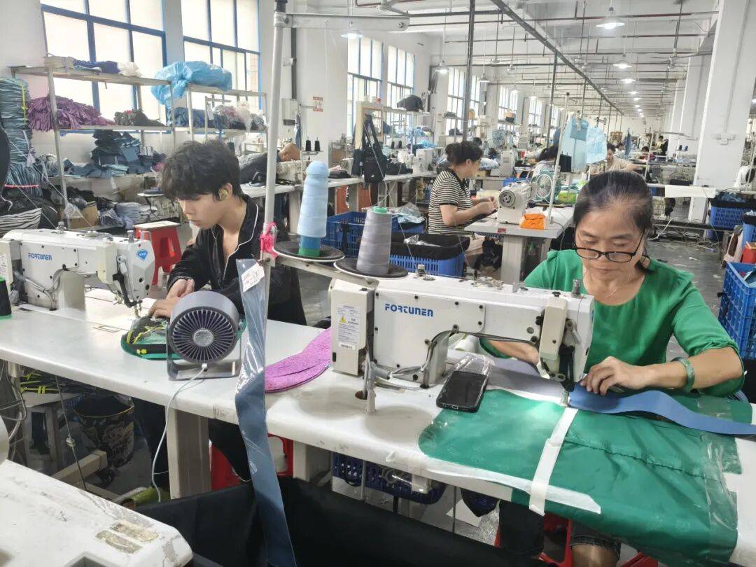 “1500+崗位持續放送！8.20-21，願景國際廣場專場招聘會見！
