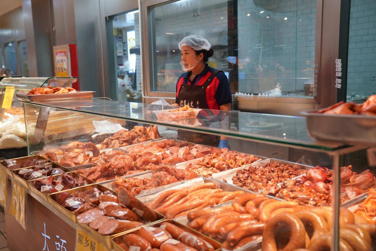 元辰超市23週年店慶啟幕 明檔大廚房正式開業打造“看得見”的安心美食