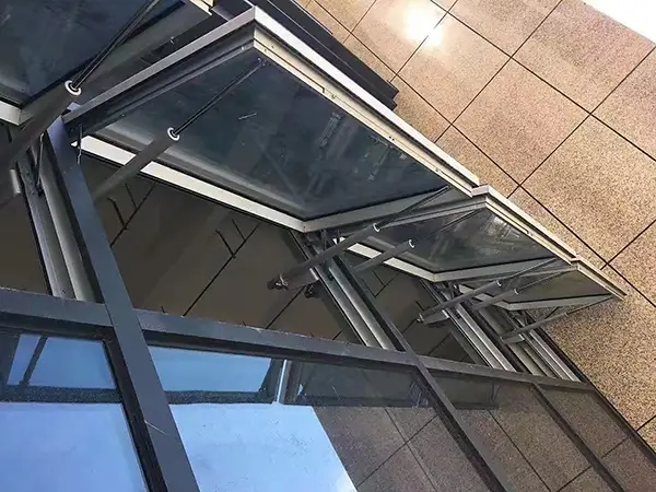 怎麼選建築消防配套門窗 排煙窗及特種門窗選型參考