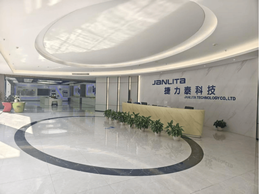 “1500+崗位持續放送！8.20-21，願景國際廣場專場招聘會見！