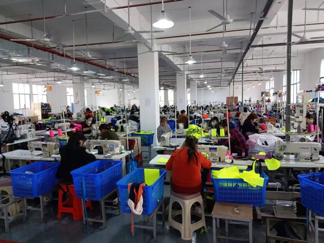 “1500+崗位持續放送！8.20-21，願景國際廣場專場招聘會見！