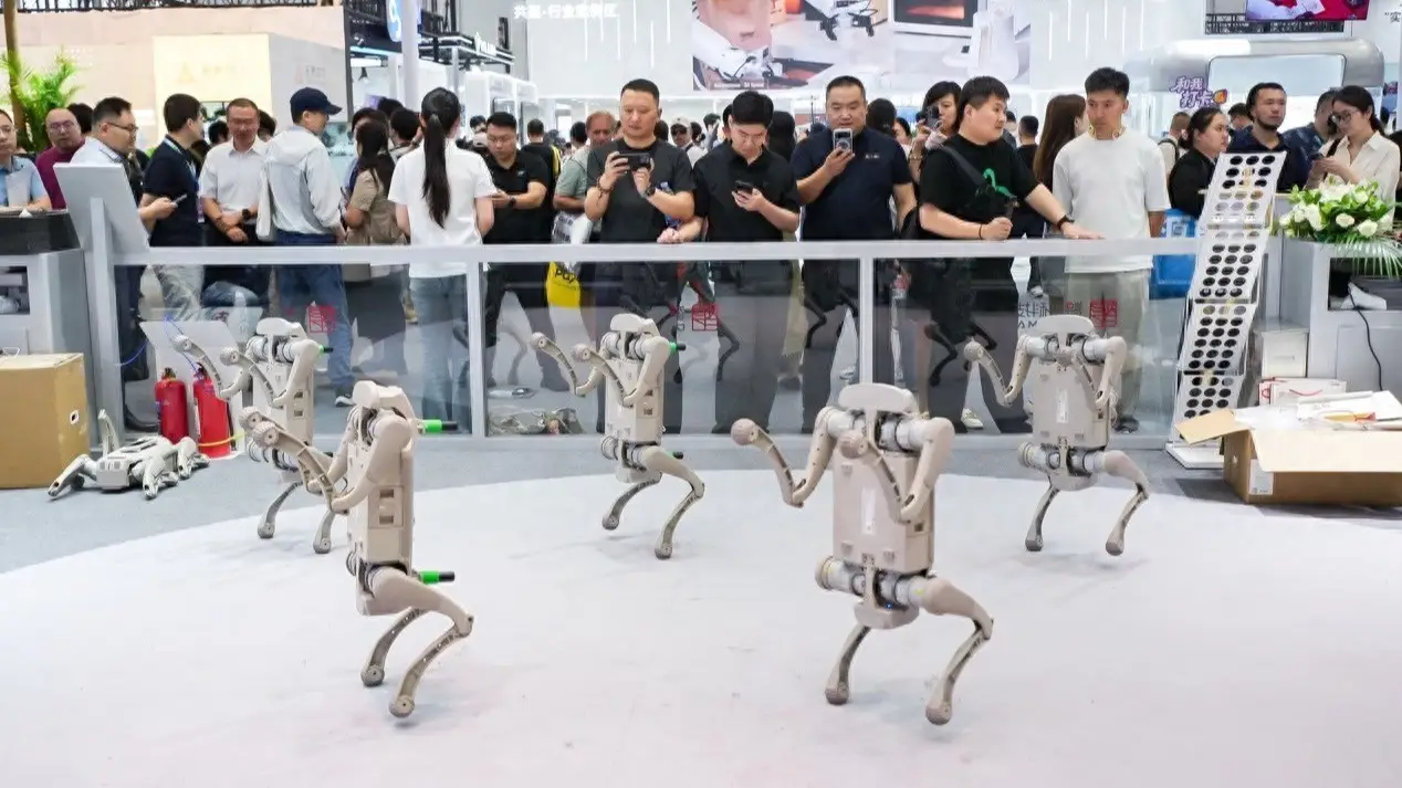 上“貨架”進現場，世界機器人大會見證機器人從展品走向產品
