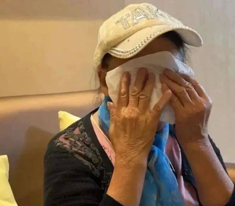 “弟弟舉報哥哥冒名上大學”事件，越扒越窒息