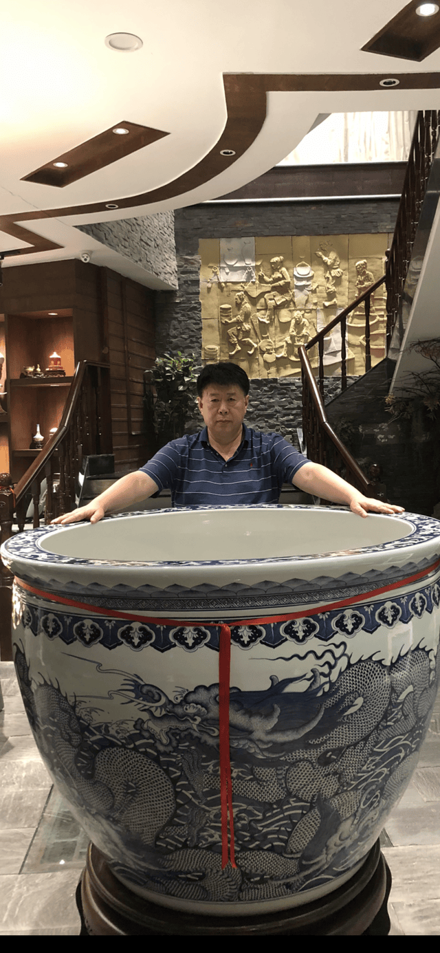 詩意江城：手撫名缸追往事 心崇匠藝意從容——詩人趙鋼最新詩歌賞析