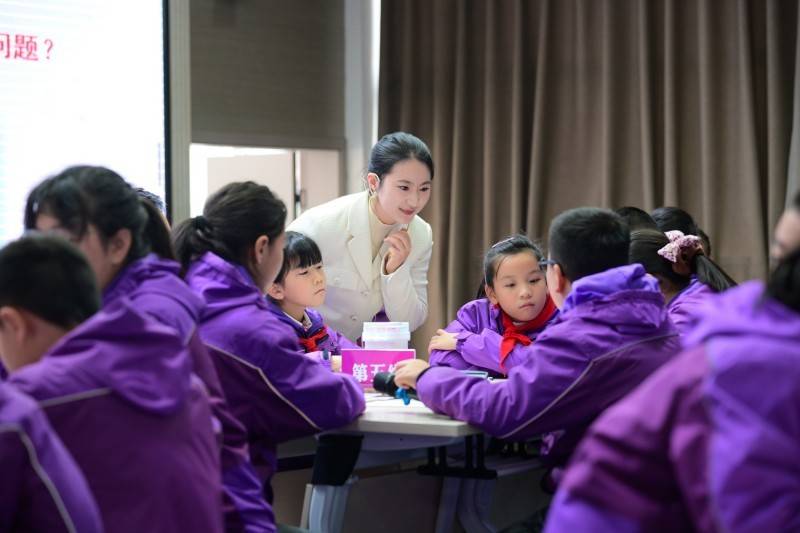 從“輸血”到“造血”：巴蜀小學與文昌路紅旗小學共建跨區域教共體